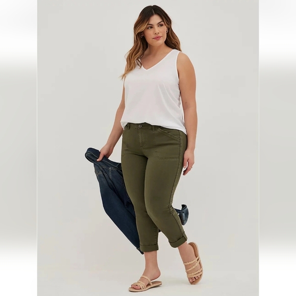 Torrid Girlfriend Signature Jersey Tank Top Size 1X - Picture 2 of 11